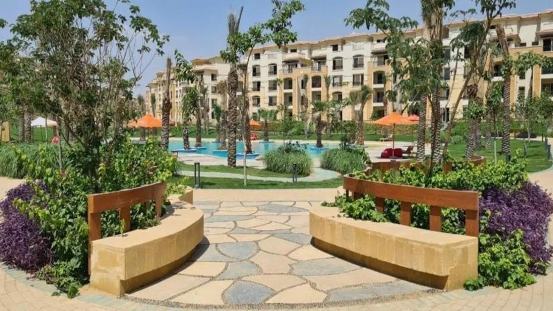&#34;A Rare Opportunity: 181 sqm Apartment in Stone Pa