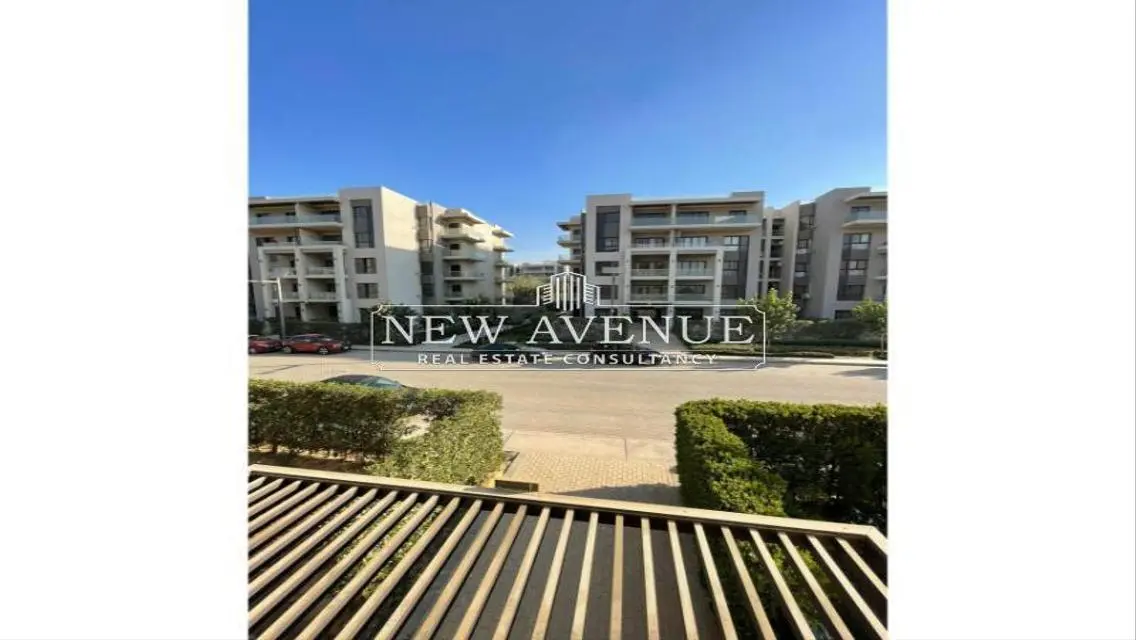 Luxurious 3-Bedroom Apartment with 180 sqm Space