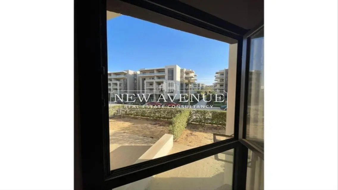 Luxurious 3-Bedroom Apartment with 180 sqm Space