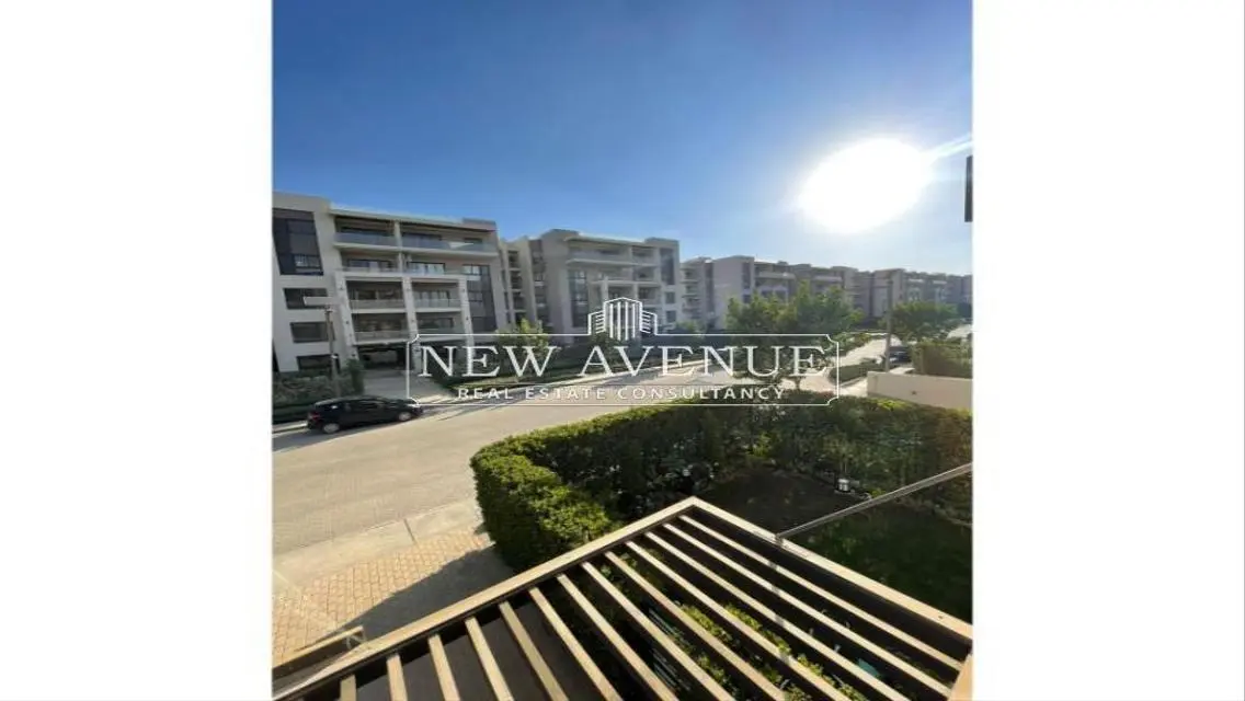 Luxurious 3-Bedroom Apartment with 180 sqm Space