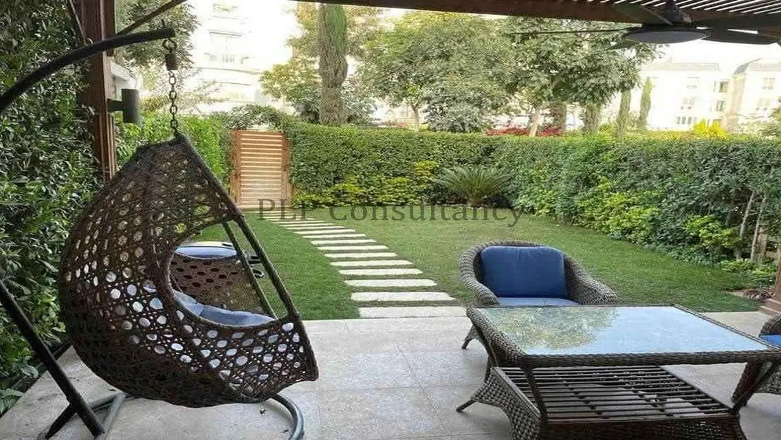 Resale finished penthouse in Mountain View