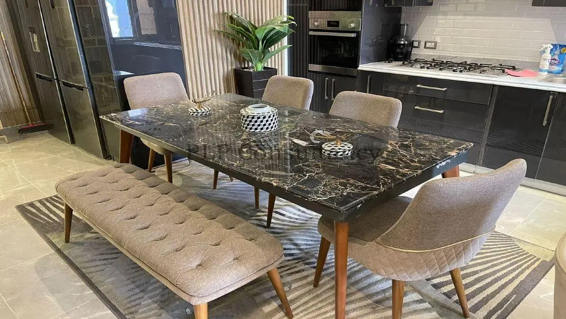 Resale finished penthouse in Mountain View