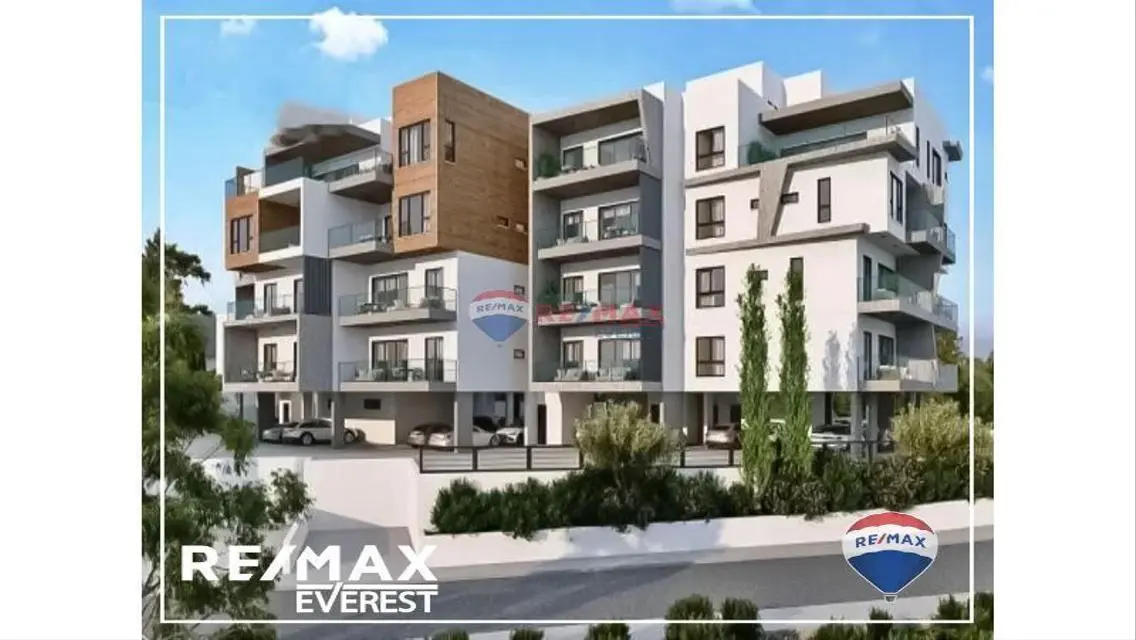 Resale Townhouse with Garden in Lugar New Zayed
