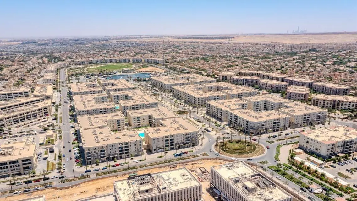 فيلا للبيع فيوز ميفيدا متشطب بالمطبخ و التكيف