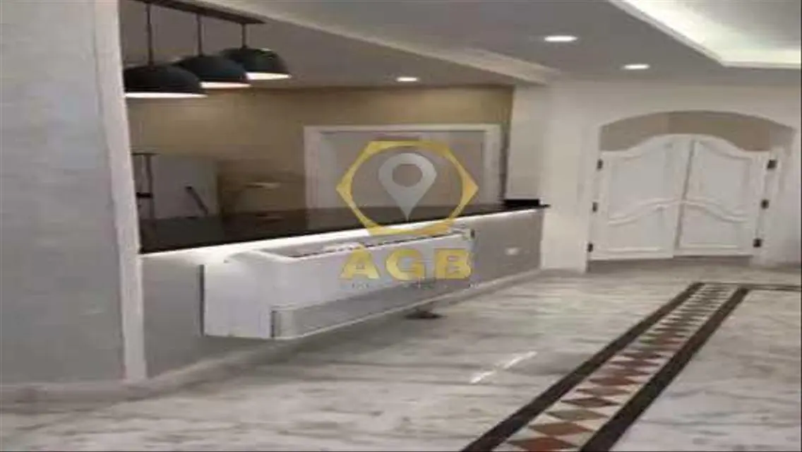 للبيع شقه 500م سوبر لوكس على النيل ش البحر الاعظم