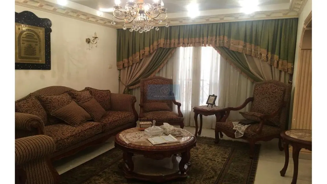 شقه للبيع 160 م في كورنيش النيل المعادي
