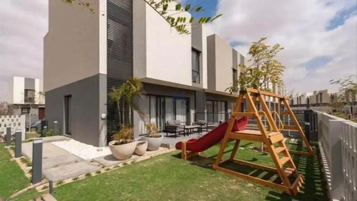 Townhouse Finished Resale In Al Burouj installment