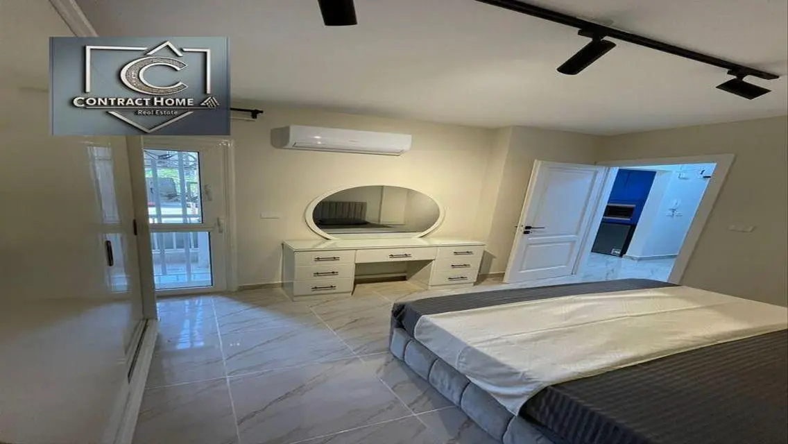 If you want a hotel studio, your request is ready