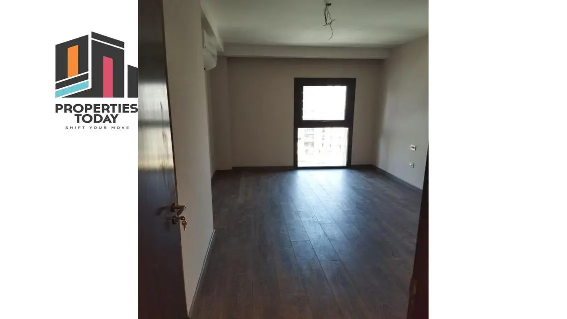 Hotel Apartment With View Park In Zed west