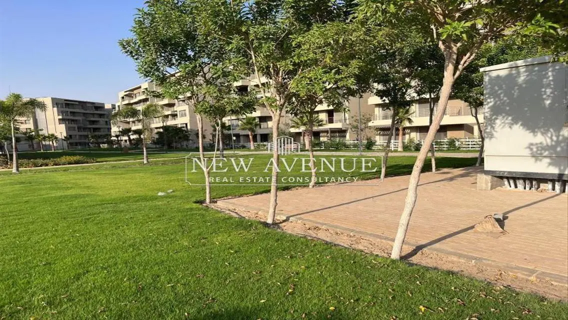 Apartment Fully finished with very prime location