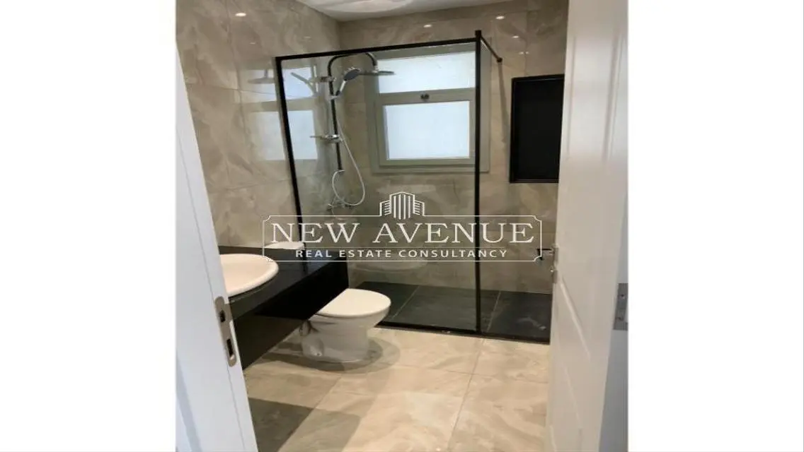 Apartment Fully finished with very prime location