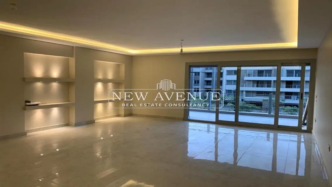 Apartment Fully finished with very prime location