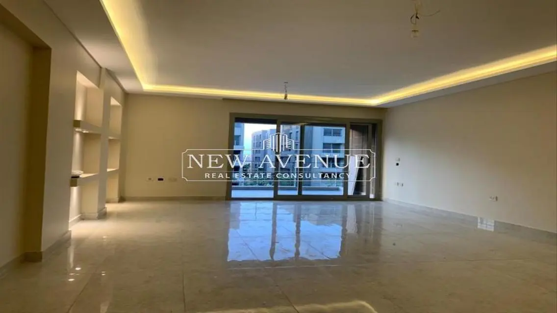 Apartment Fully finished with very prime location