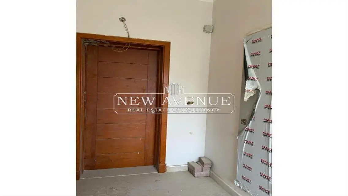 Luxurious Villa for Sale with Spacious Layout