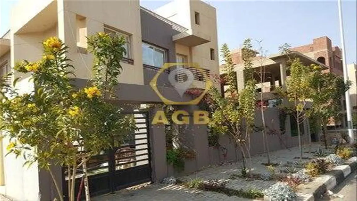 Villa for sale in Shorouk, another neighborhood