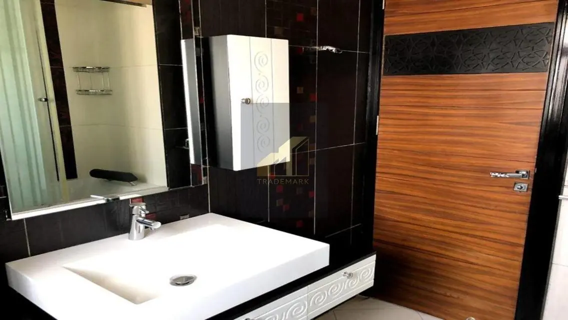 Finished Stand Alone With Golf View In Khatamya