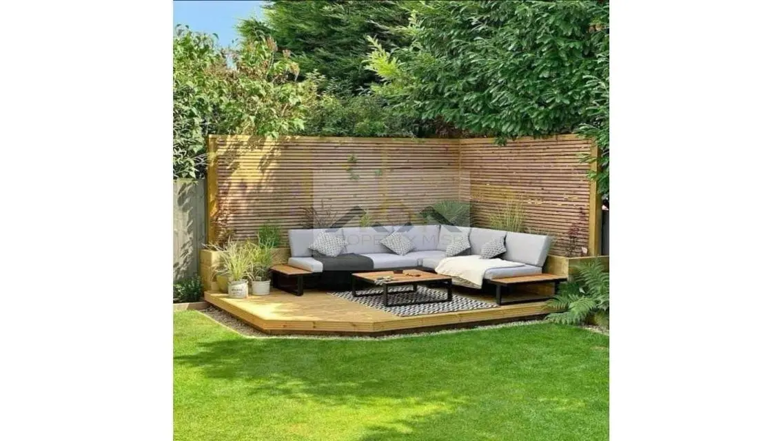 Ready Apt with 3rooms and huge garden 