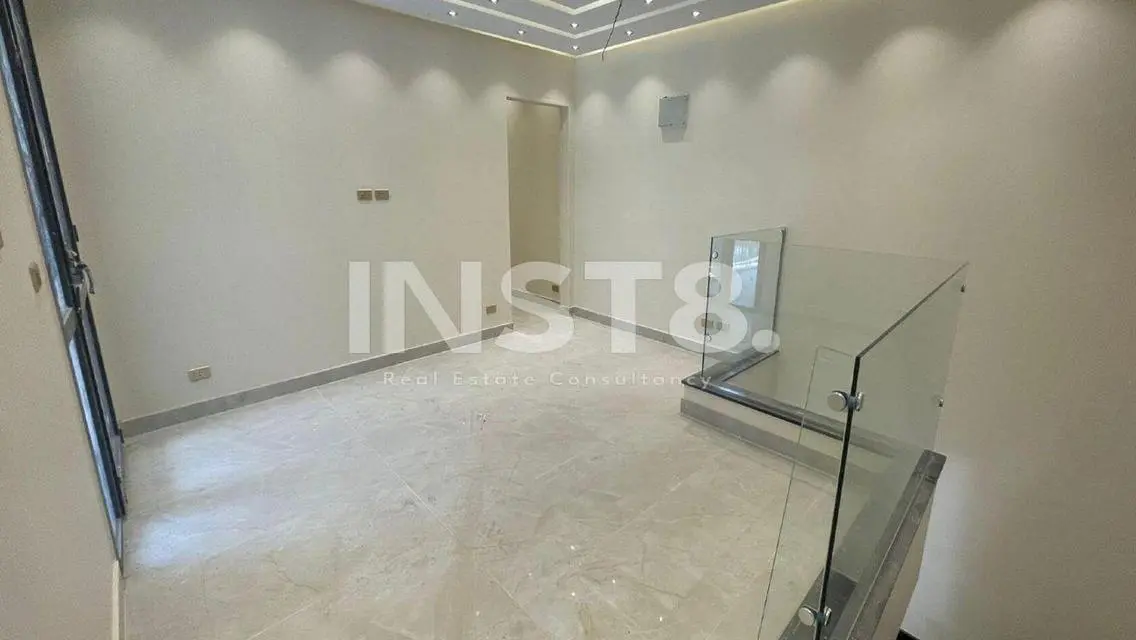 Luxury duplex for rent in Eastown open view