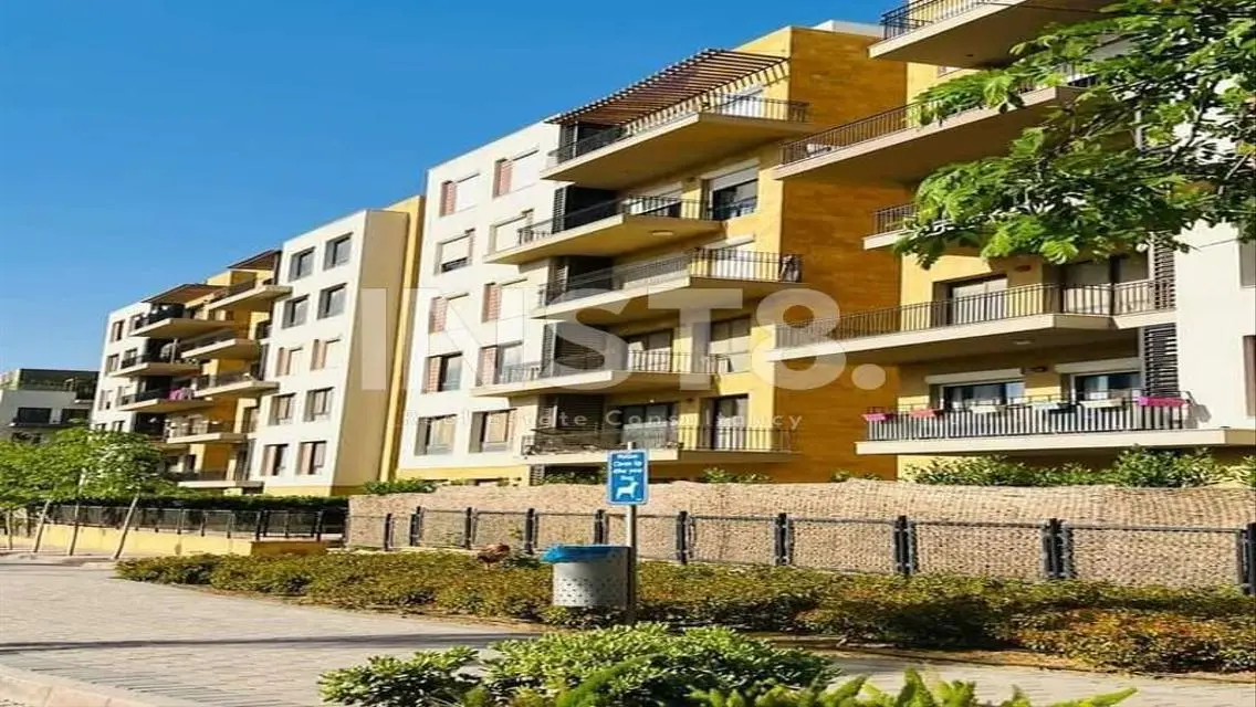 Luxury duplex for rent in Eastown open view