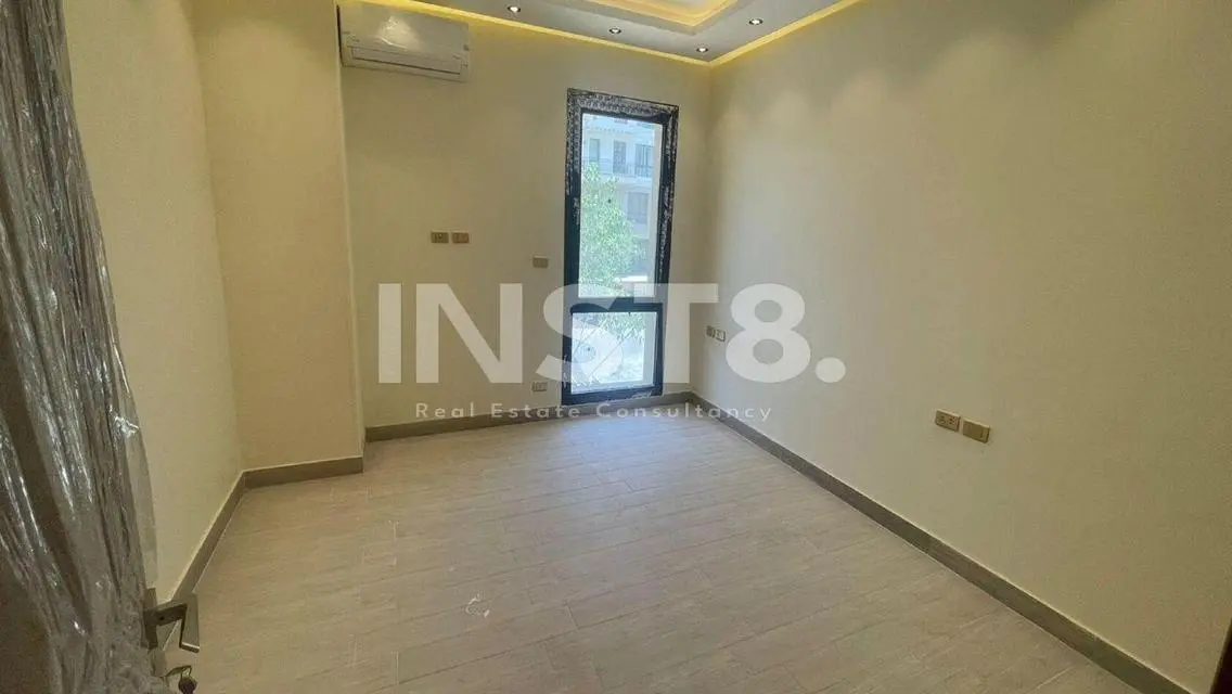 Luxury duplex for rent in Eastown open view