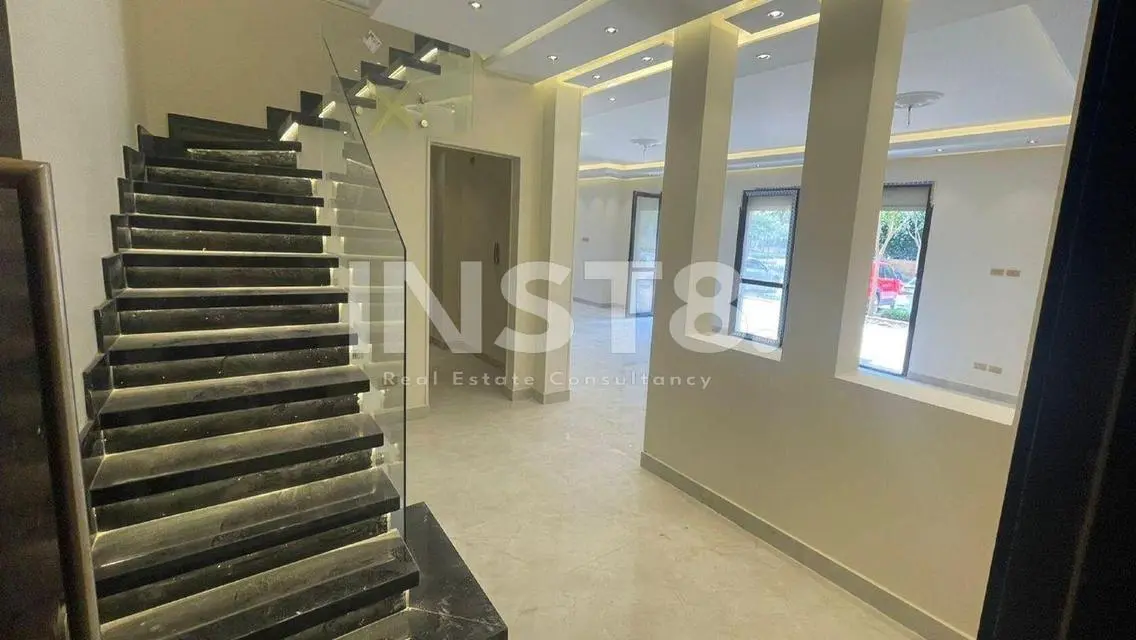 Luxury duplex for rent in Eastown open view