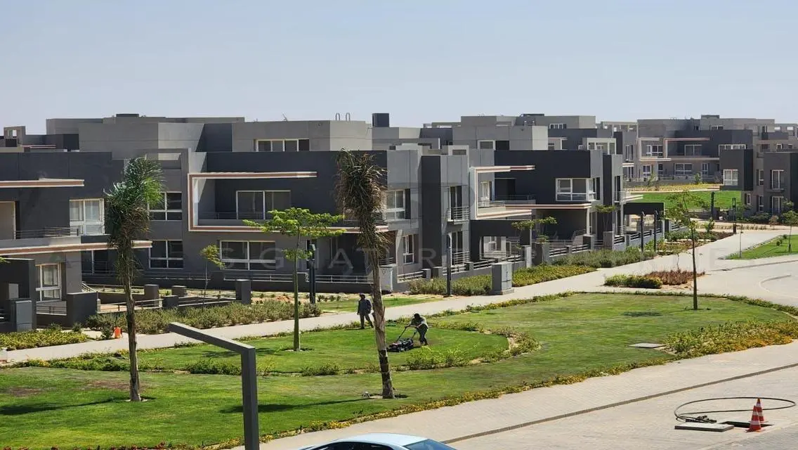 Apartment for sale ready to move in sheikh zayed