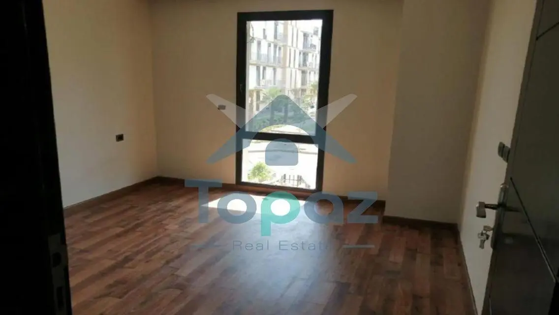 Duplex with garden   For Rent at Westown sodic