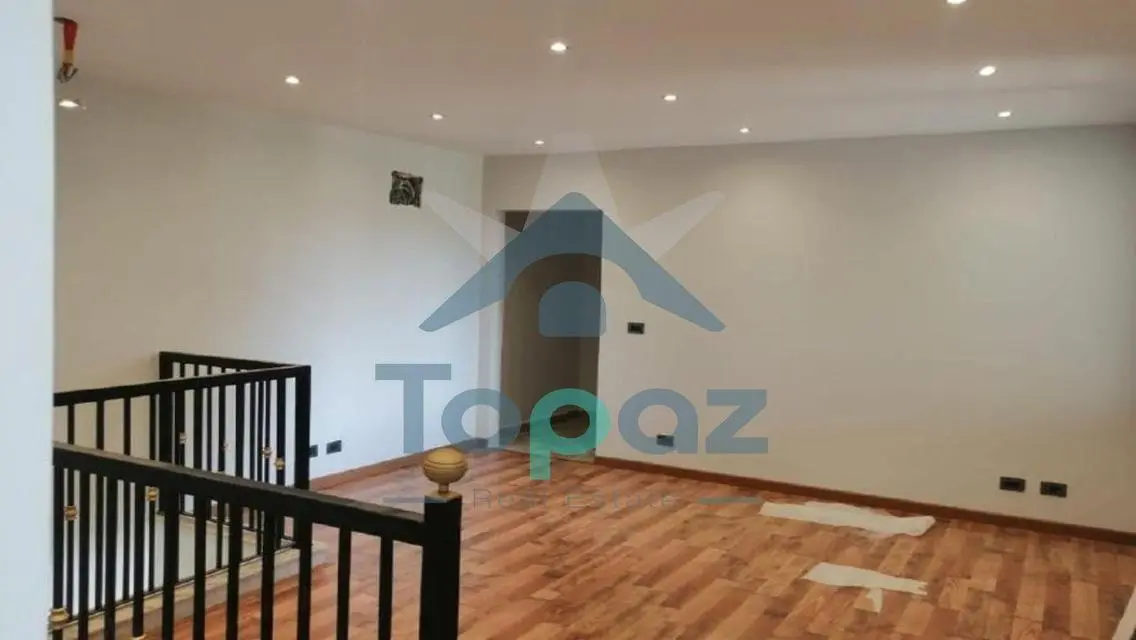 Duplex with garden   For Rent at Westown sodic