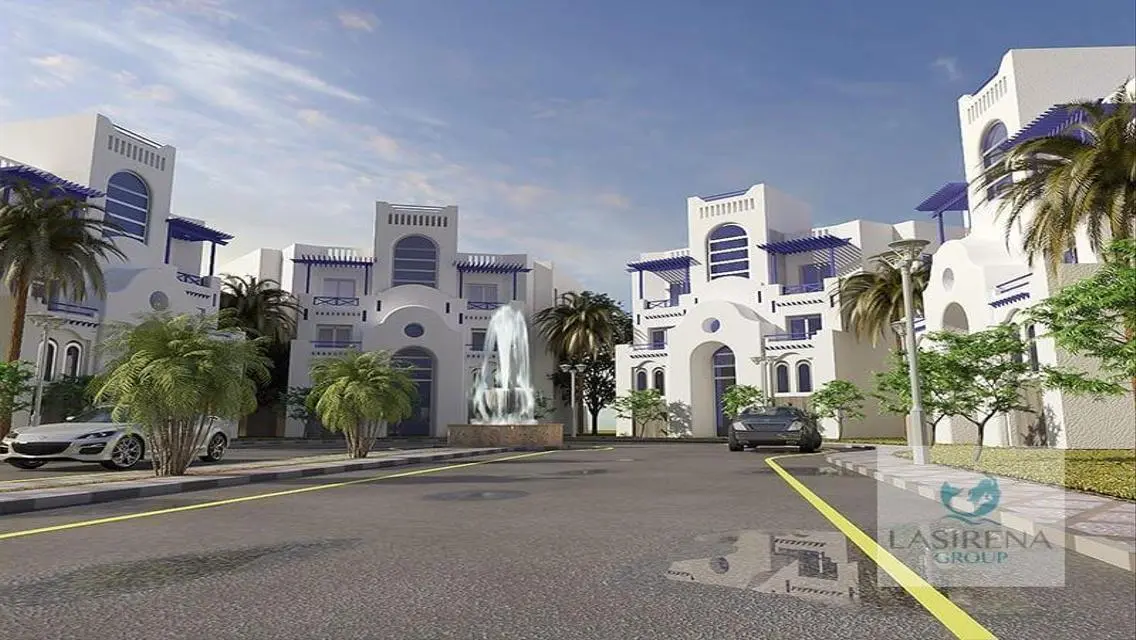 شاليه ارضي في اميز قري الجلاله علي البحر مباشرة
