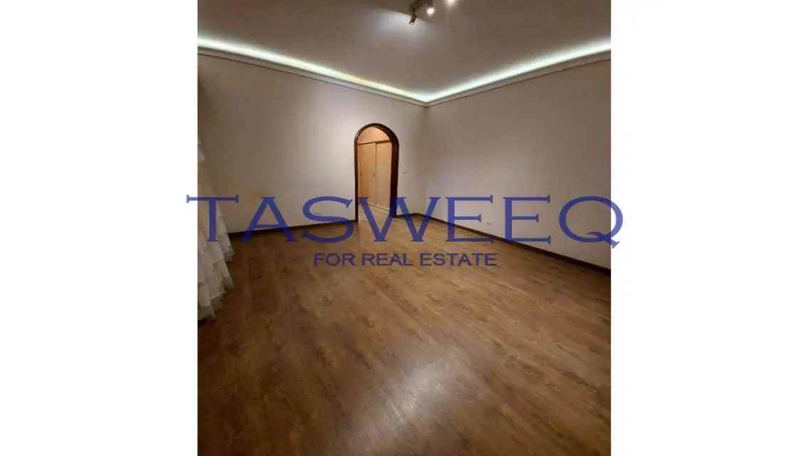 ويست تاون سوديك ويست شقة ارضي بجاردن بالاجهزة