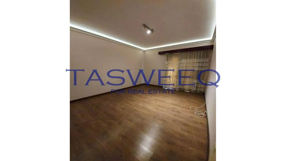 ويست تاون سوديك ويست شقة ارضي بجاردن بالاجهزة