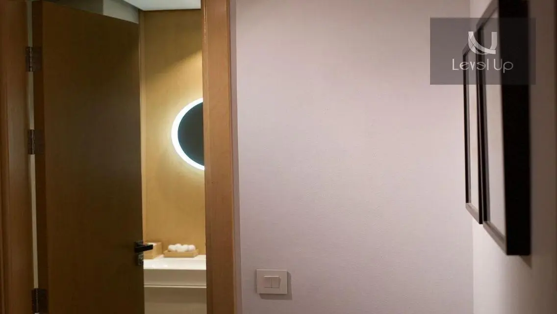 ستوديو للبيع  مفروش ومتشطب سوبر لوكس في فيلدج جيت
