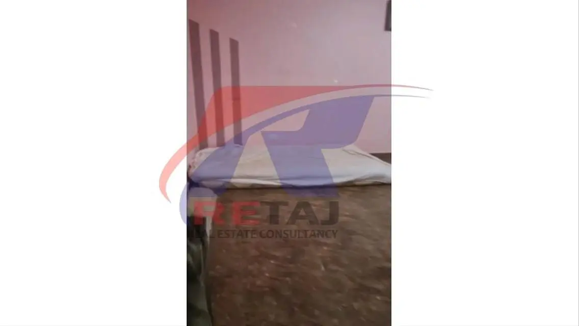 شقة للبيع فى حى السفارات مدينة نصر               .