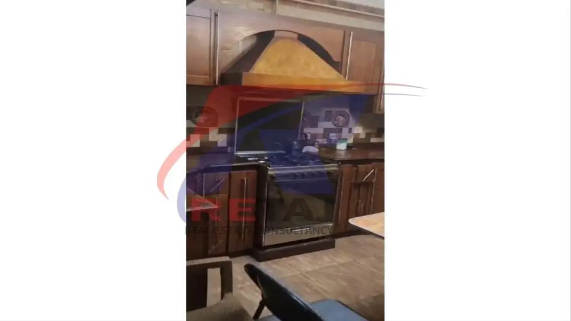شقة للبيع فى حى السفارات مدينة نصر               .