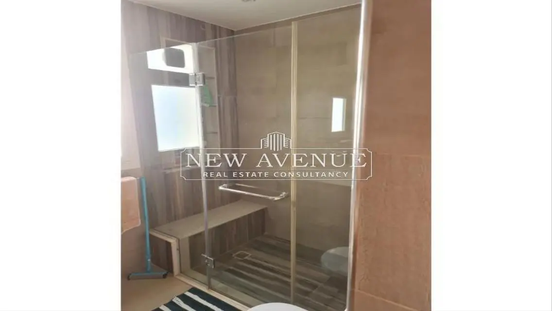 Luxury Villa with Private Garden in the Heart of the City
