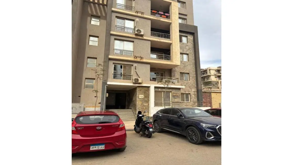 Apartment for sale in El- Andalus semi - furnished