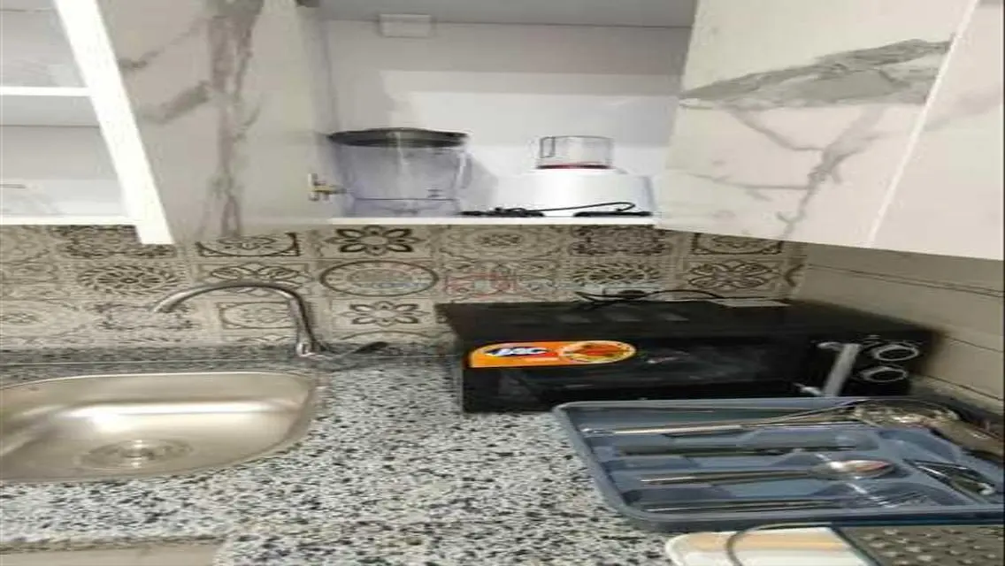 استوديو مفروش جديد للإيجار بالأنتركونتننتال