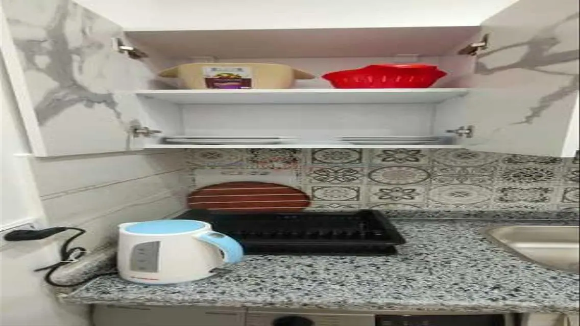استوديو مفروش جديد للإيجار بالأنتركونتننتال