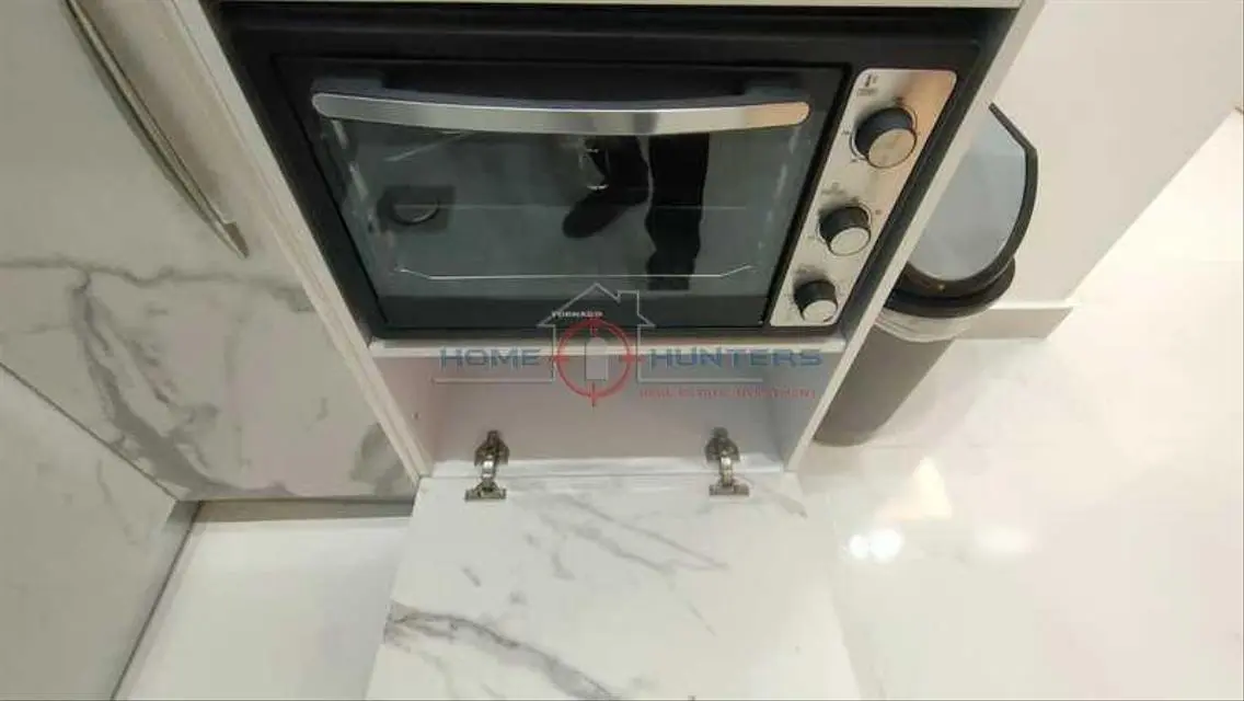 استوديو مفروش جديد للإيجار بالأنتركونتننتال