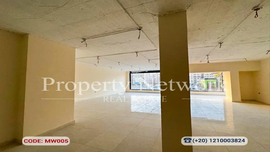 Commercial Space 500 m2 for Rent – Shinzo Abe