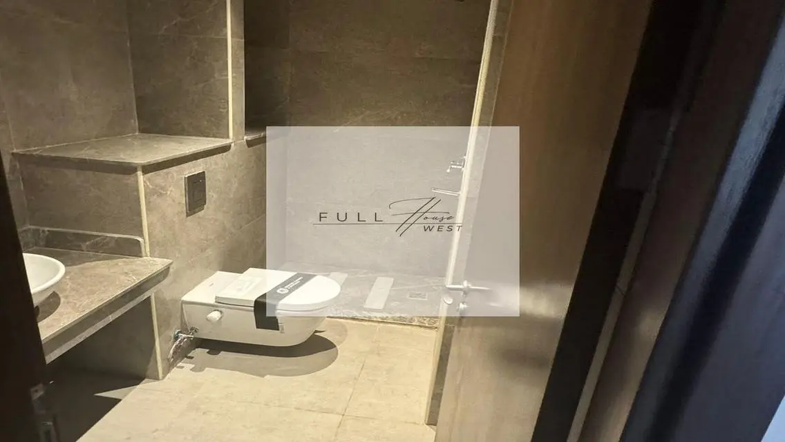شقه للبيع في زيد ويست دور سادس فيو لاندسكيب مفتوح