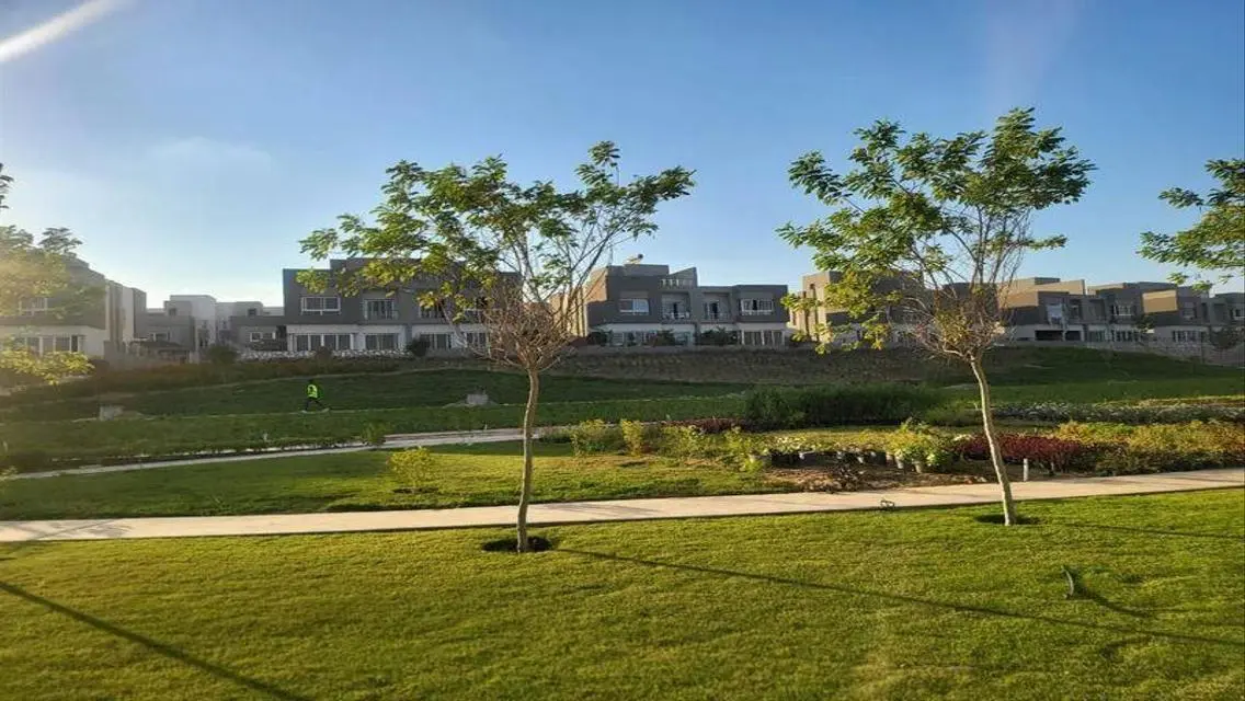 Luxury Villa golf view Ready to Move