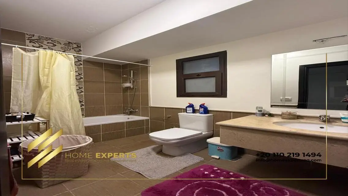 Luxurious furnished apartment with garden for rent
