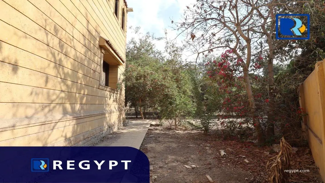 Villa For Sale In PRIM LOCATION IN  Maadi Sarayat