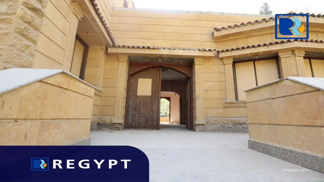 Villa For Sale In PRIM LOCATION IN  Maadi Sarayat