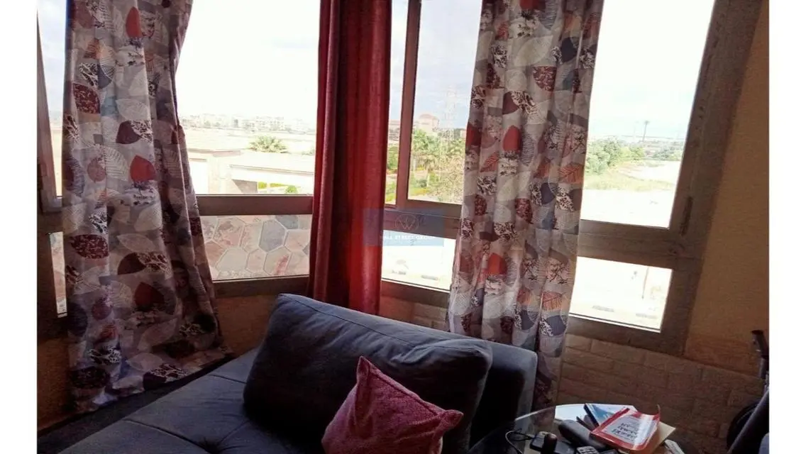 Apartment for Sale with 400 Square Meters