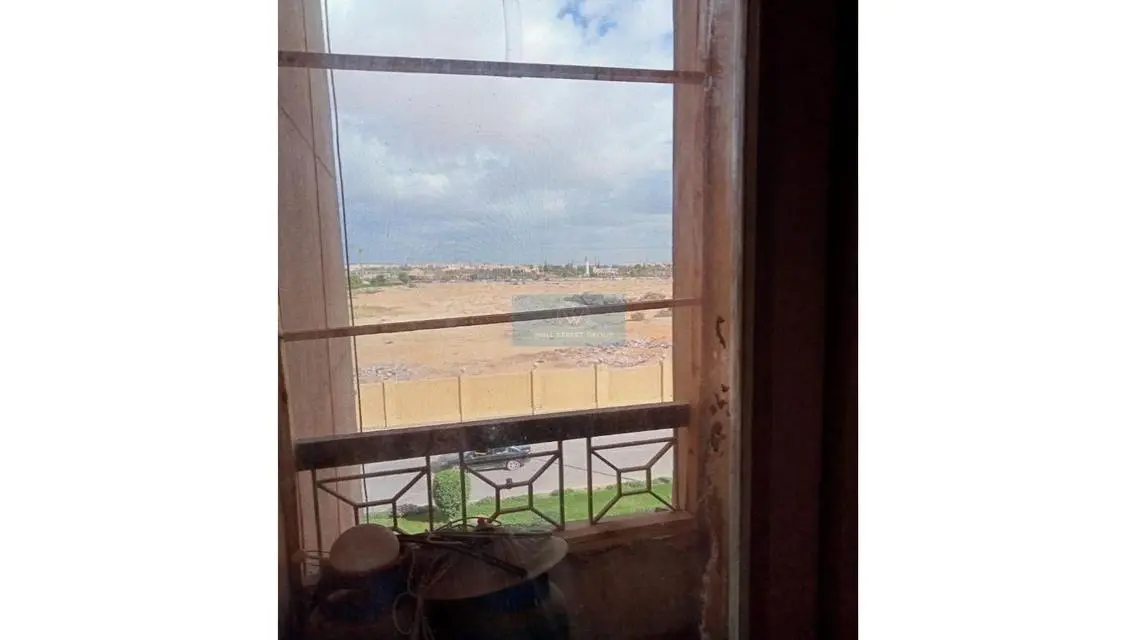 Apartment for Sale with 400 Square Meters