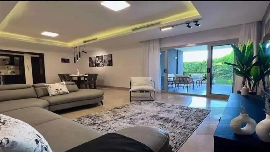 Immediate delivery Duplex 272m +garden154m +inst.