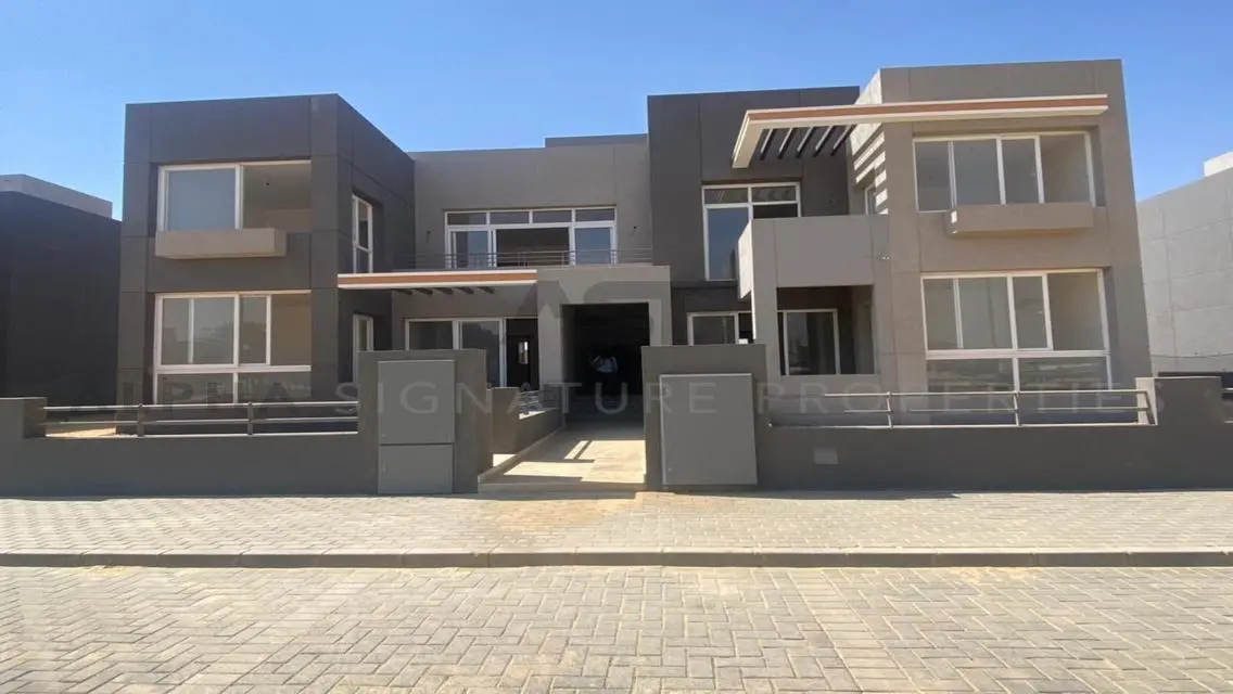 Apartment for sale ready to move in sheikh zayed