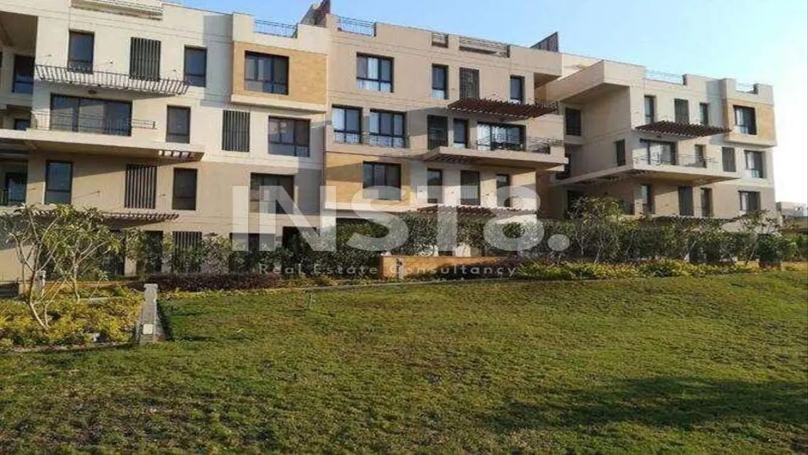 Luxury apartment for rent in Eastown open view